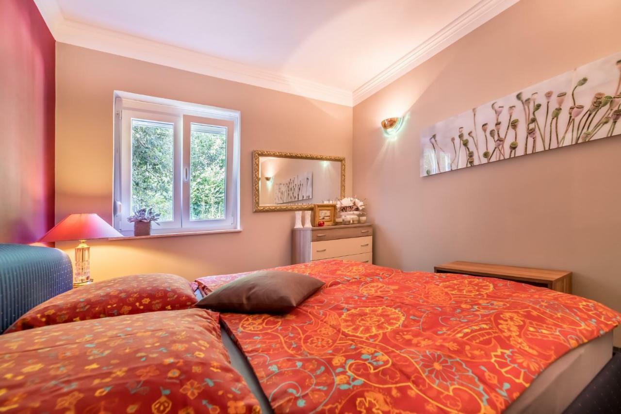 Apartment Pavic Garden バスカ エクステリア 写真